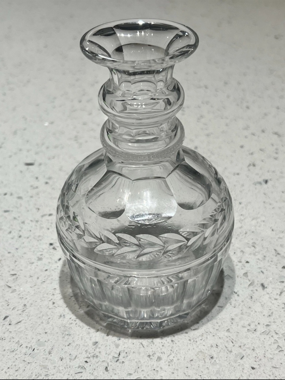 Stuart small Crystal Decorative Glass Bottle - Clear decanter